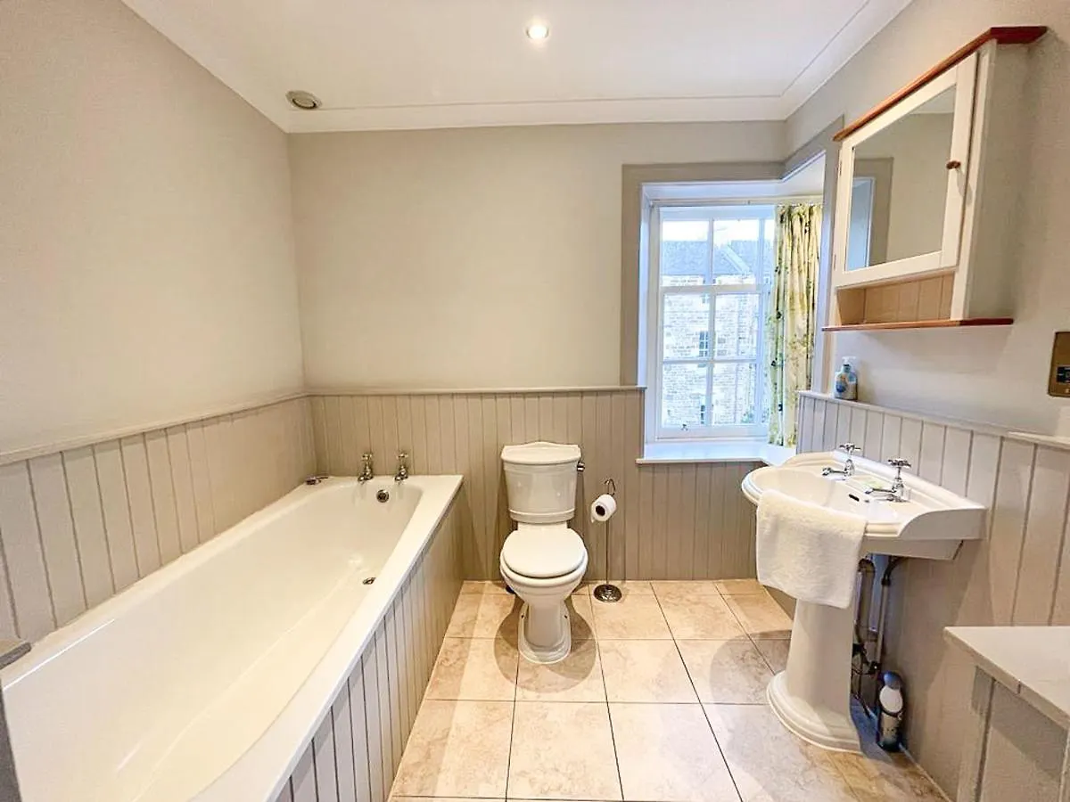 Sophisticated 3Br With Garden, Quiet New Town Lane Lägenhet Edinburg 0*,  Storbritannien