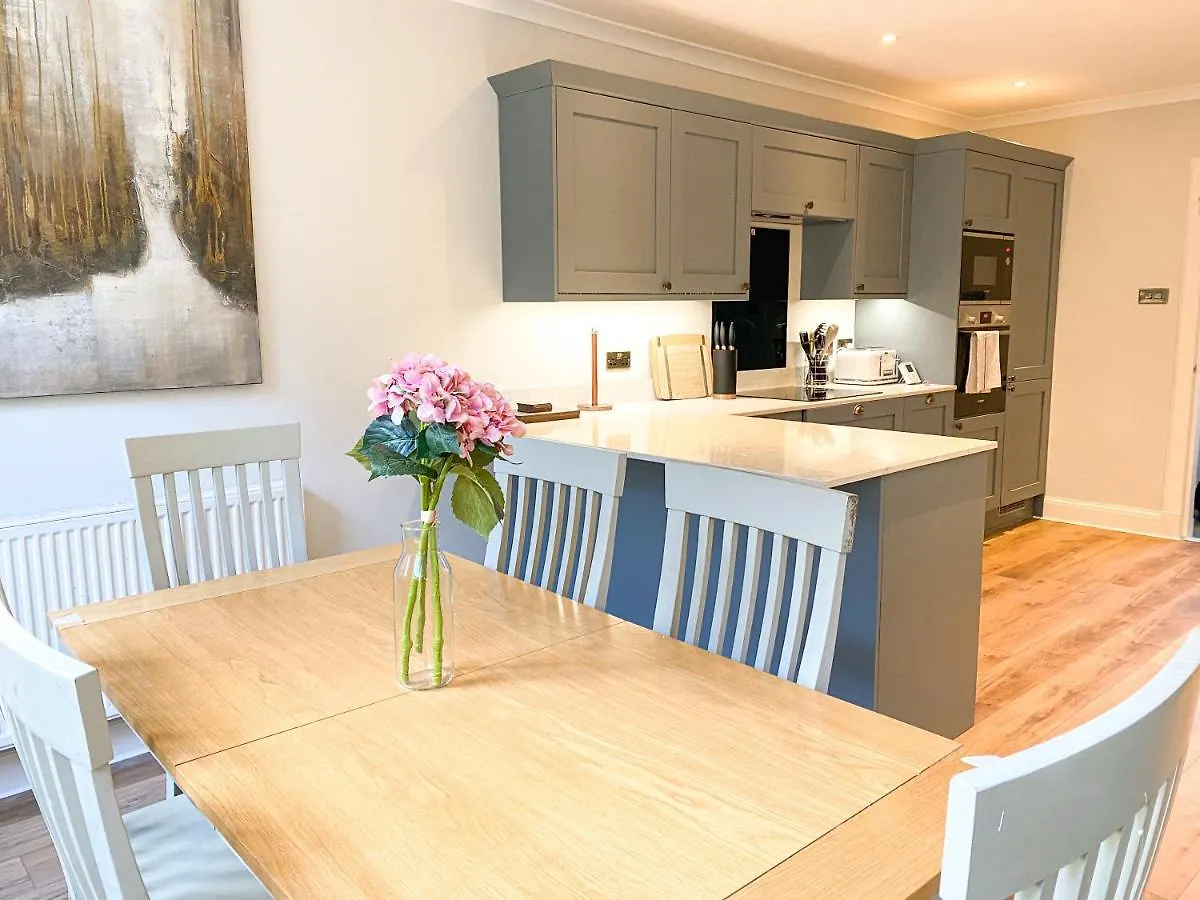 Sophisticated 3Br With Garden, Quiet New Town Lane Lägenhet Edinburg